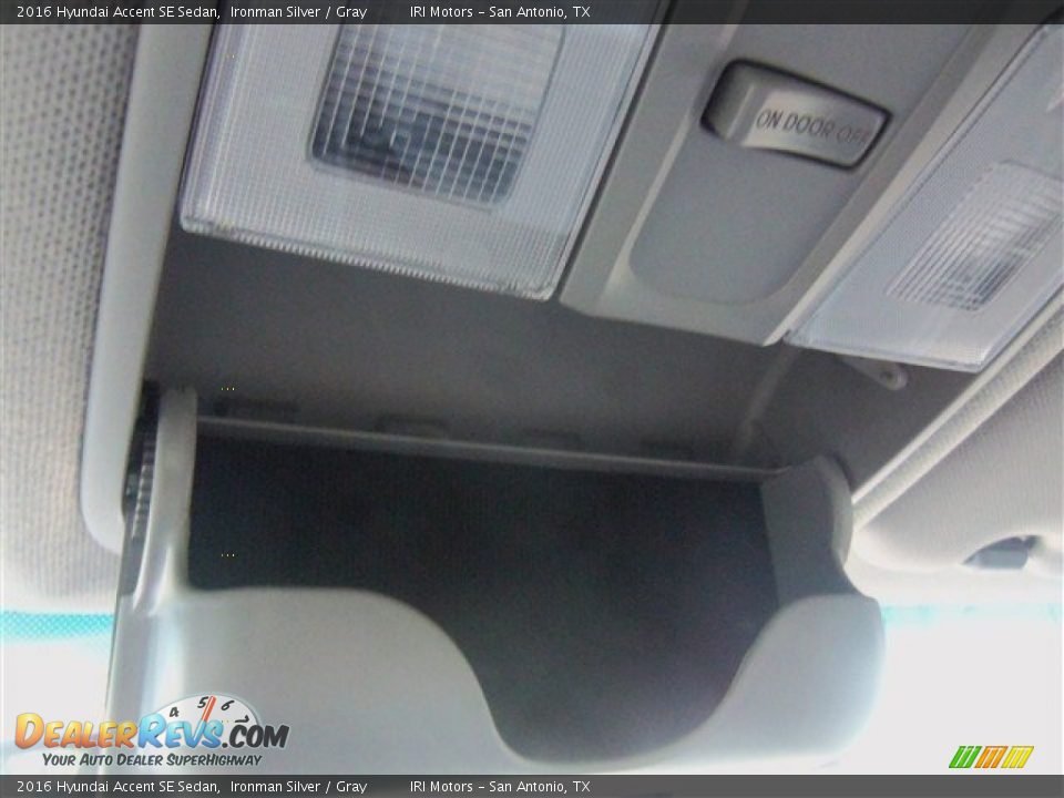 2016 Hyundai Accent SE Sedan Ironman Silver / Gray Photo #2