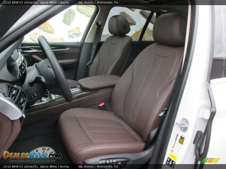 Front Seat of 2016 BMW X5 xDrive35i Photo #12