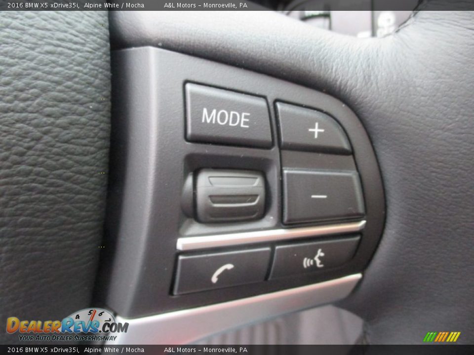 Controls of 2016 BMW X5 xDrive35i Photo #18