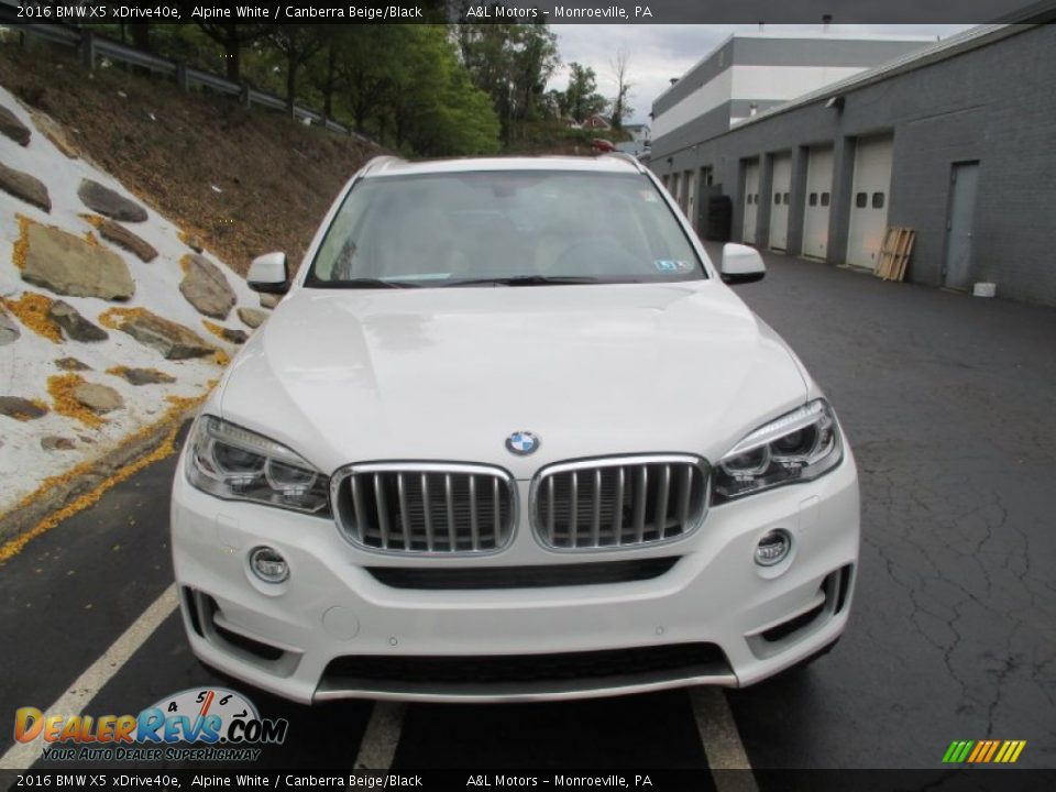 2016 BMW X5 xDrive40e Alpine White / Canberra Beige/Black Photo #8