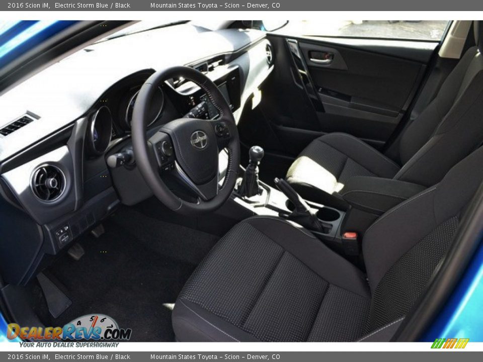 Black Interior - 2016 Scion iM  Photo #5