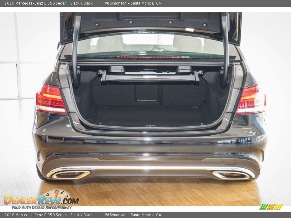 2016 Mercedes-Benz E 350 Sedan Black / Black Photo #5