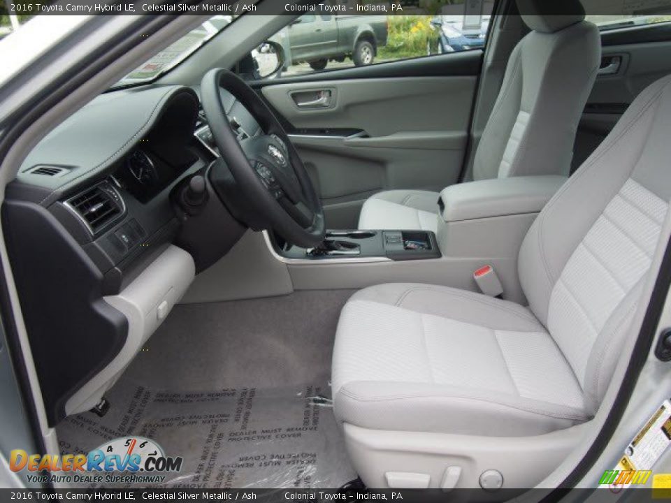 Front Seat of 2016 Toyota Camry Hybrid LE Photo #4