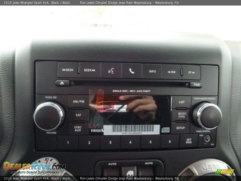 2016 Jeep Wrangler Sport 4x4 Black / Black Photo #15