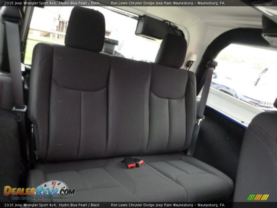 2016 Jeep Wrangler Sport 4x4 Hydro Blue Pearl / Black Photo #11