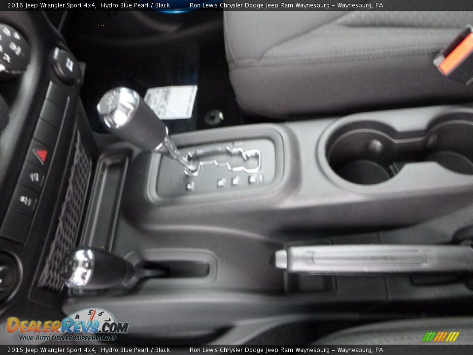 2016 Jeep Wrangler Sport 4x4 Hydro Blue Pearl / Black Photo #16
