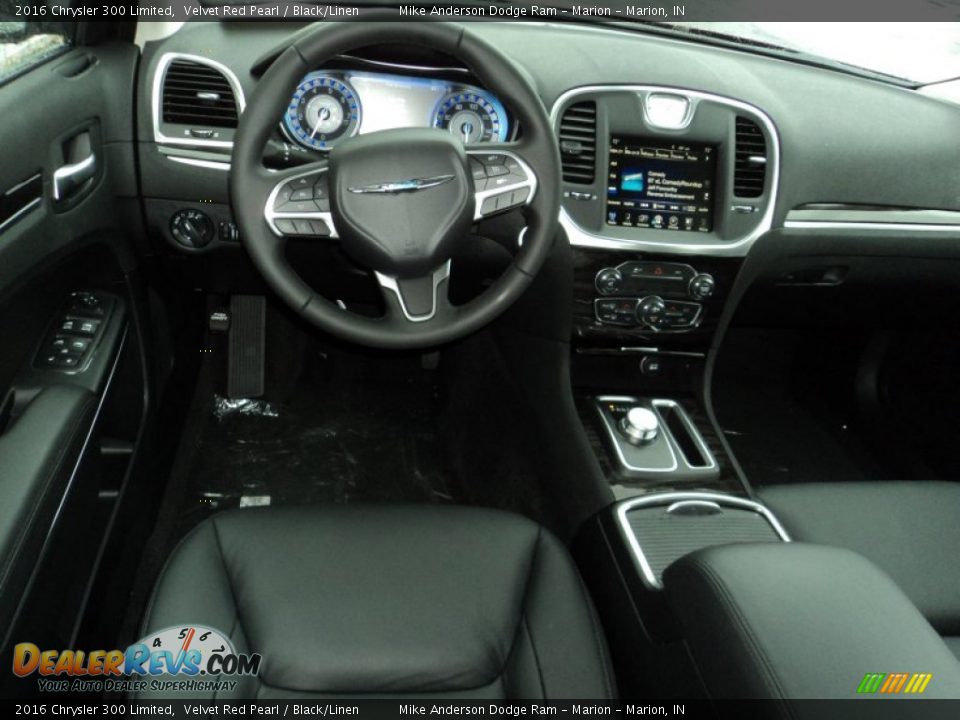 Dashboard of 2016 Chrysler 300 Limited Photo #4