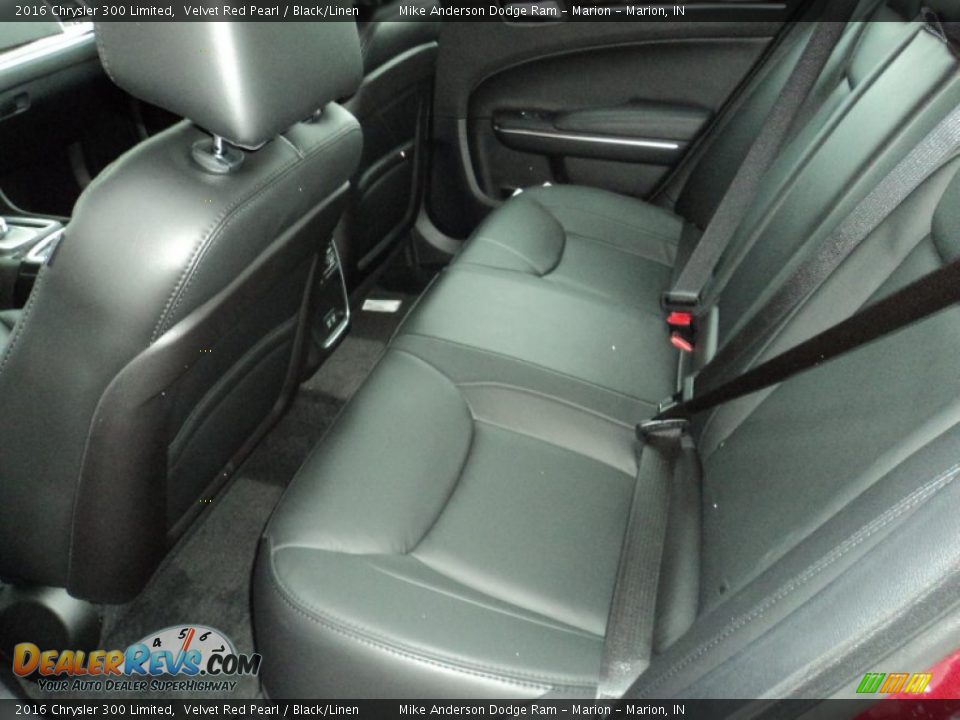 Rear Seat of 2016 Chrysler 300 Limited Photo #8