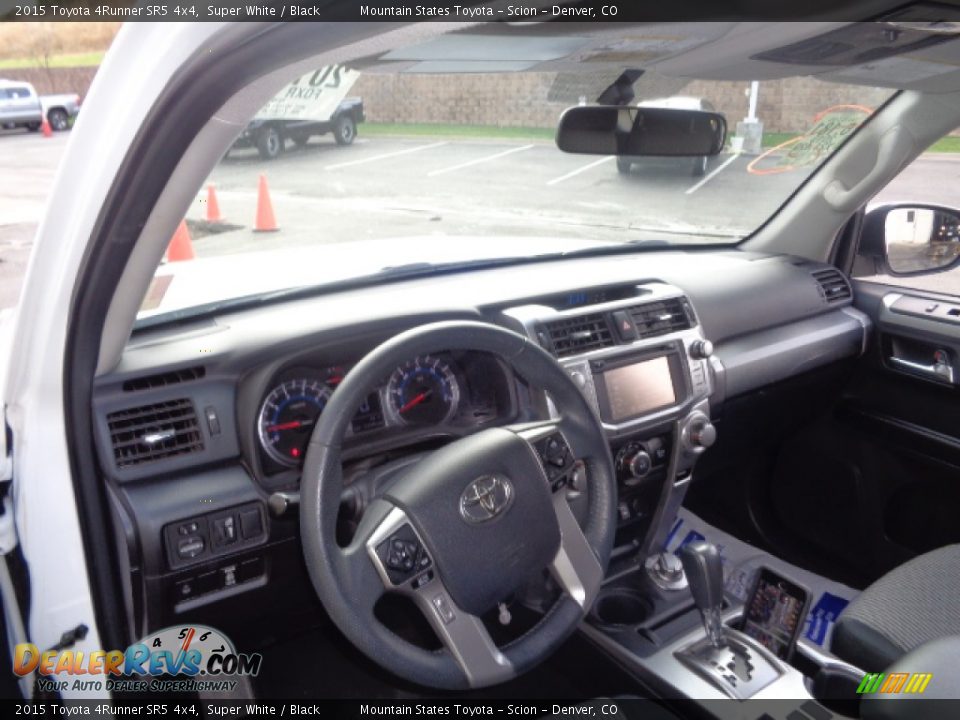 2015 Toyota 4Runner SR5 4x4 Super White / Black Photo #9