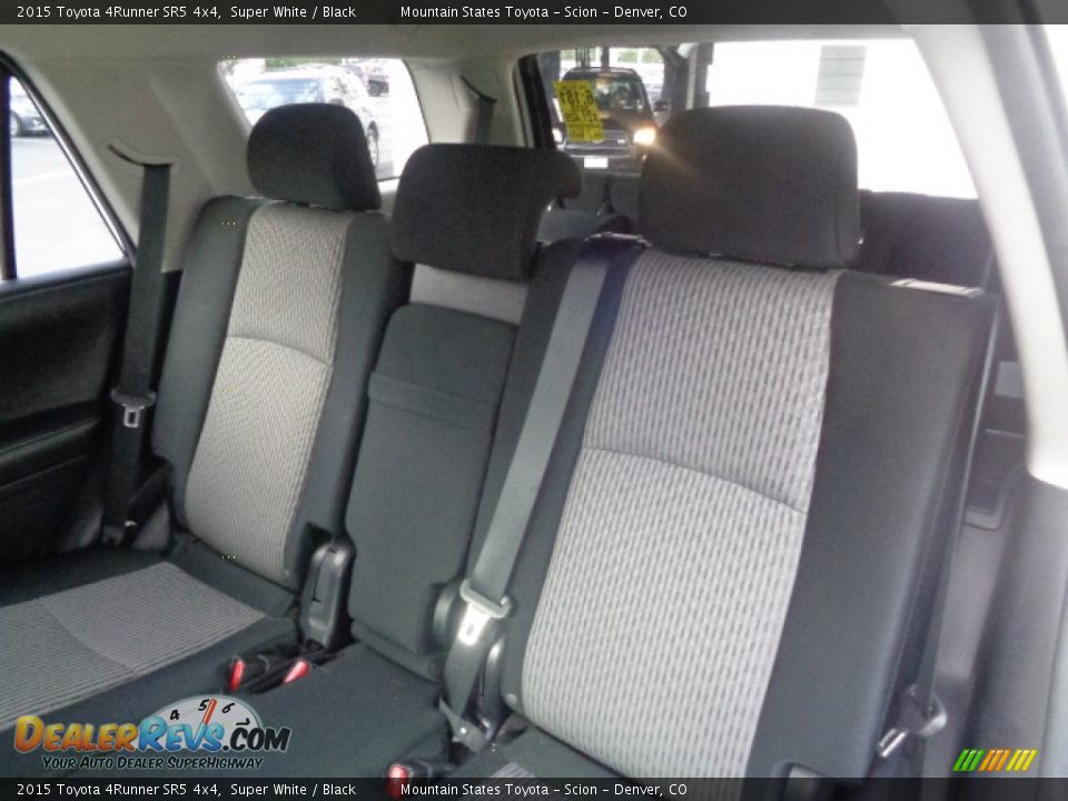 2015 Toyota 4Runner SR5 4x4 Super White / Black Photo #10