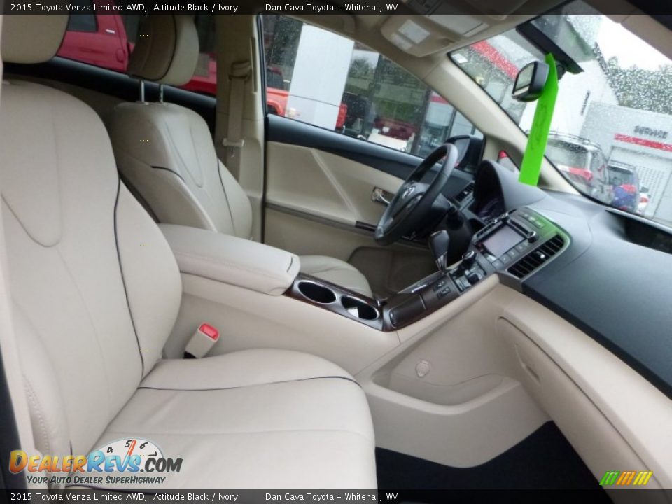 2015 Toyota Venza Limited AWD Attitude Black / Ivory Photo #4