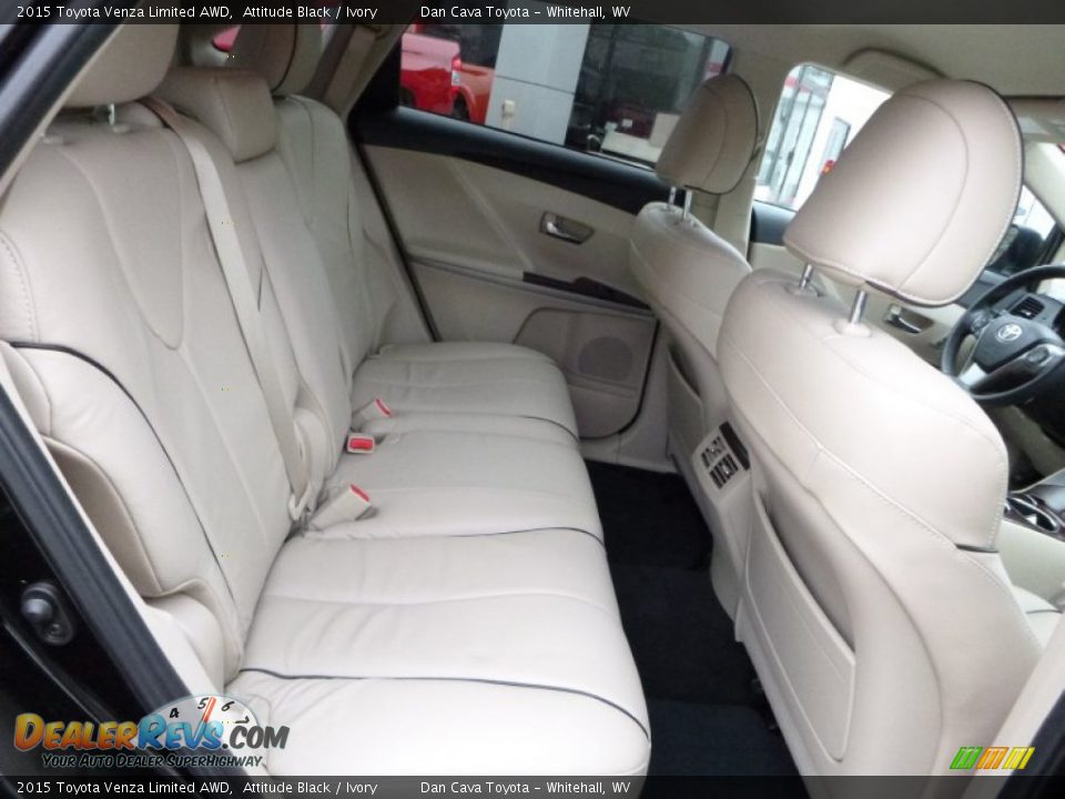 2015 Toyota Venza Limited AWD Attitude Black / Ivory Photo #5