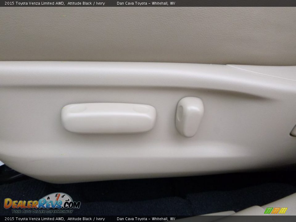 2015 Toyota Venza Limited AWD Attitude Black / Ivory Photo #14