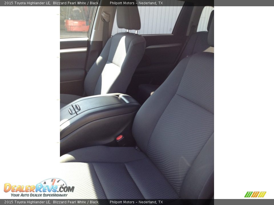 2015 Toyota Highlander LE Blizzard Pearl White / Black Photo #6