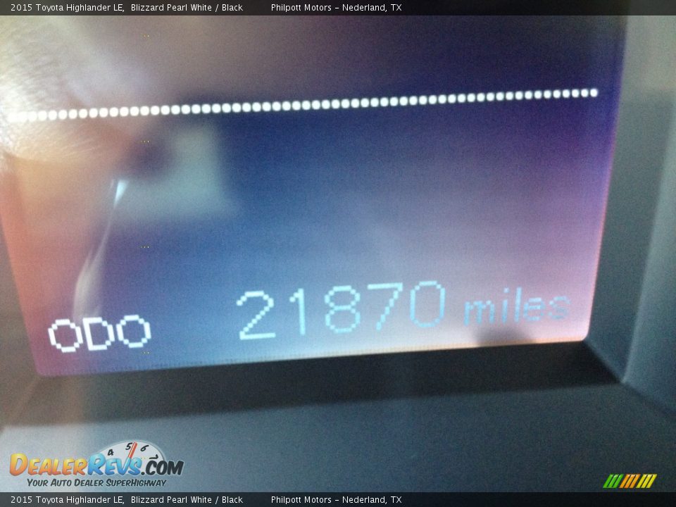 2015 Toyota Highlander LE Blizzard Pearl White / Black Photo #8
