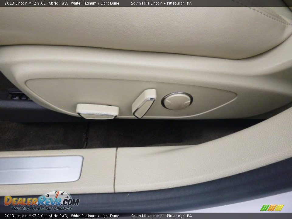 2013 Lincoln MKZ 2.0L Hybrid FWD White Platinum / Light Dune Photo #19