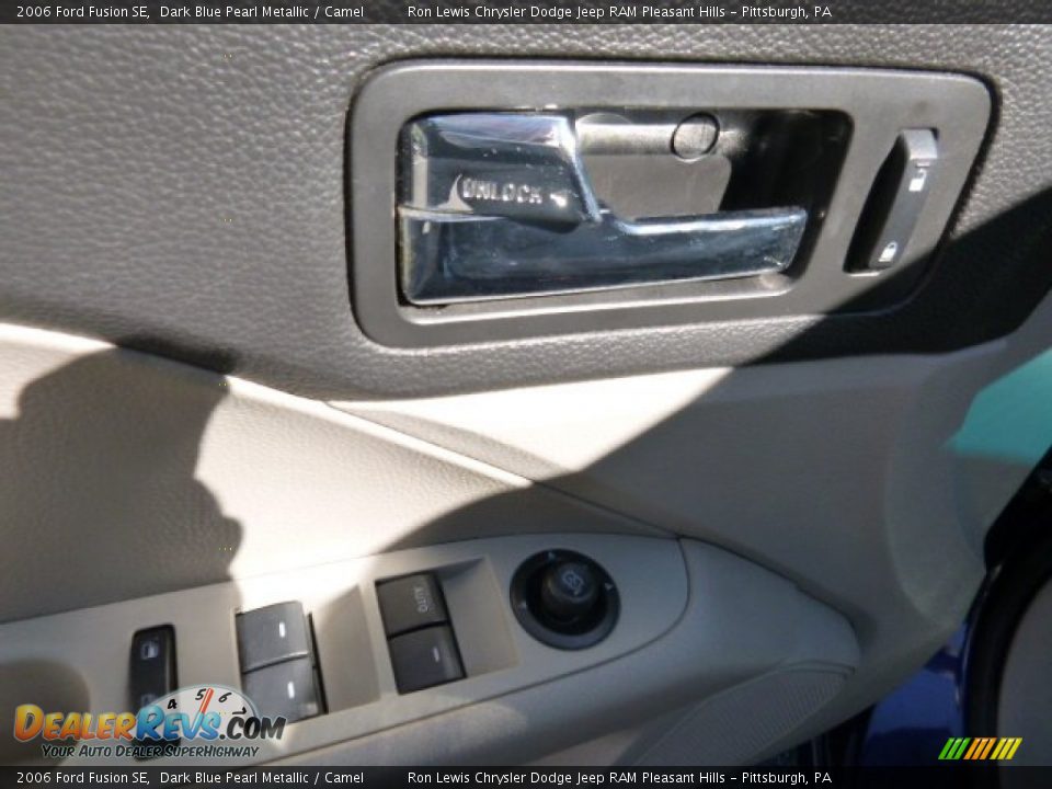 2006 Ford Fusion SE Dark Blue Pearl Metallic / Camel Photo #15