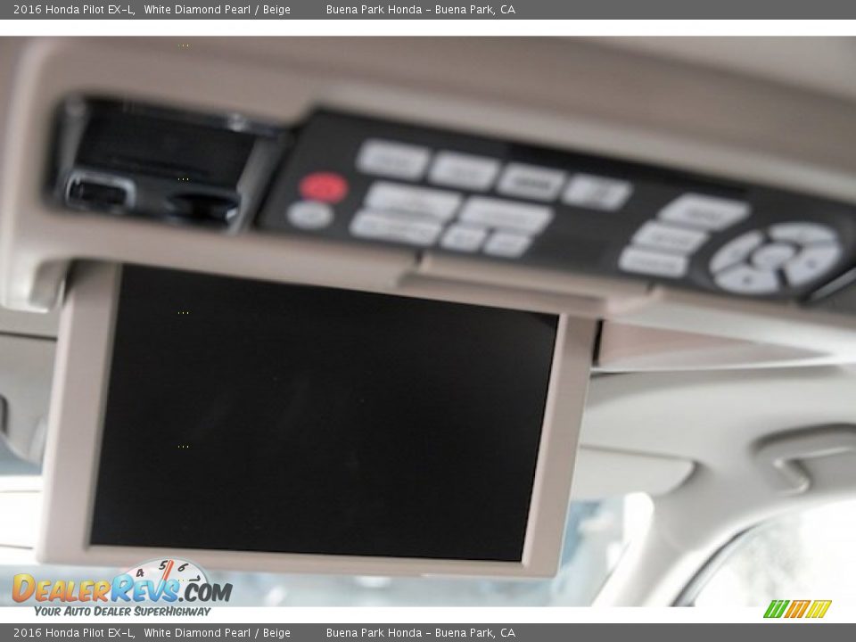 2016 Honda Pilot EX-L White Diamond Pearl / Beige Photo #16