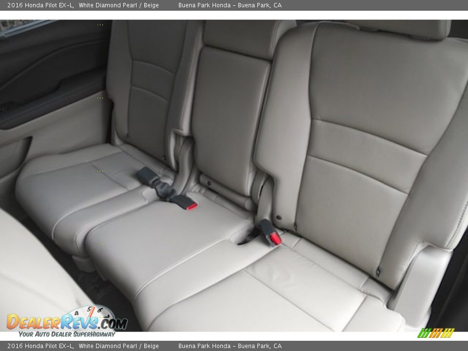 2016 Honda Pilot EX-L White Diamond Pearl / Beige Photo #17