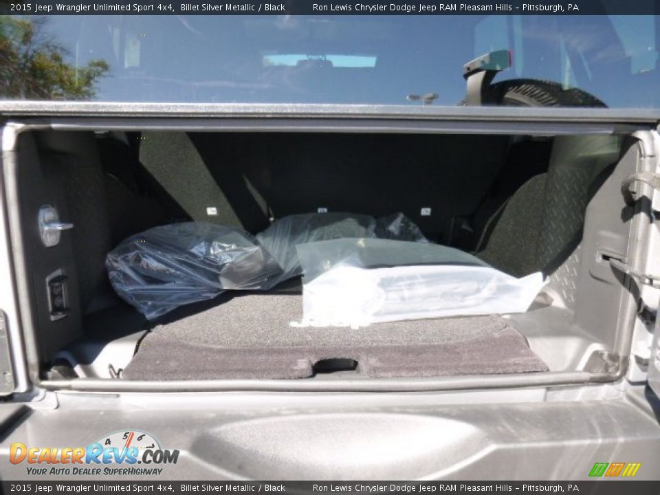 2015 Jeep Wrangler Unlimited Sport 4x4 Billet Silver Metallic / Black Photo #5