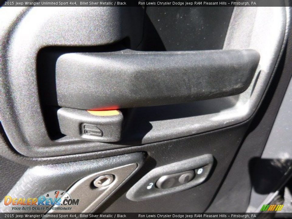 2015 Jeep Wrangler Unlimited Sport 4x4 Billet Silver Metallic / Black Photo #13