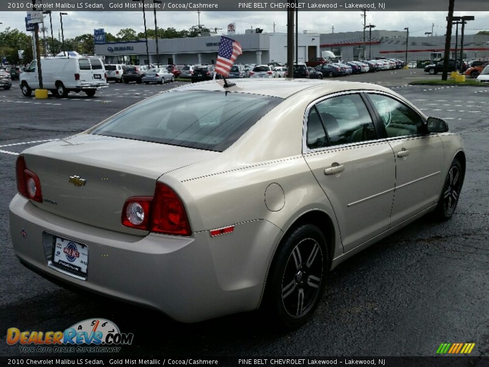 2010 Chevrolet Malibu LS Sedan Gold Mist Metallic / Cocoa/Cashmere Photo #7
