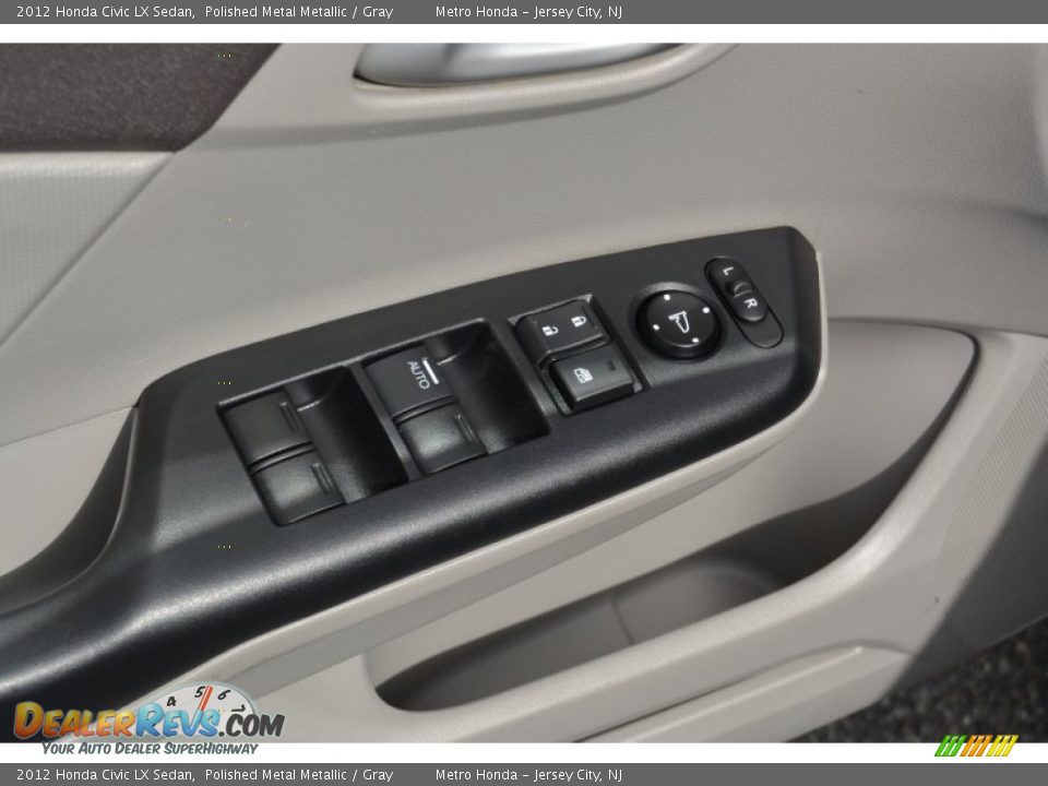 2012 Honda Civic LX Sedan Polished Metal Metallic / Gray Photo #10