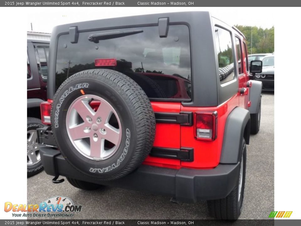 2015 Jeep Wrangler Unlimited Sport 4x4 Firecracker Red / Black Photo #2