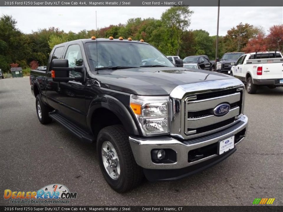 2016 Ford F250 Super Duty XLT Crew Cab 4x4 Magnetic Metallic / Steel Photo #1