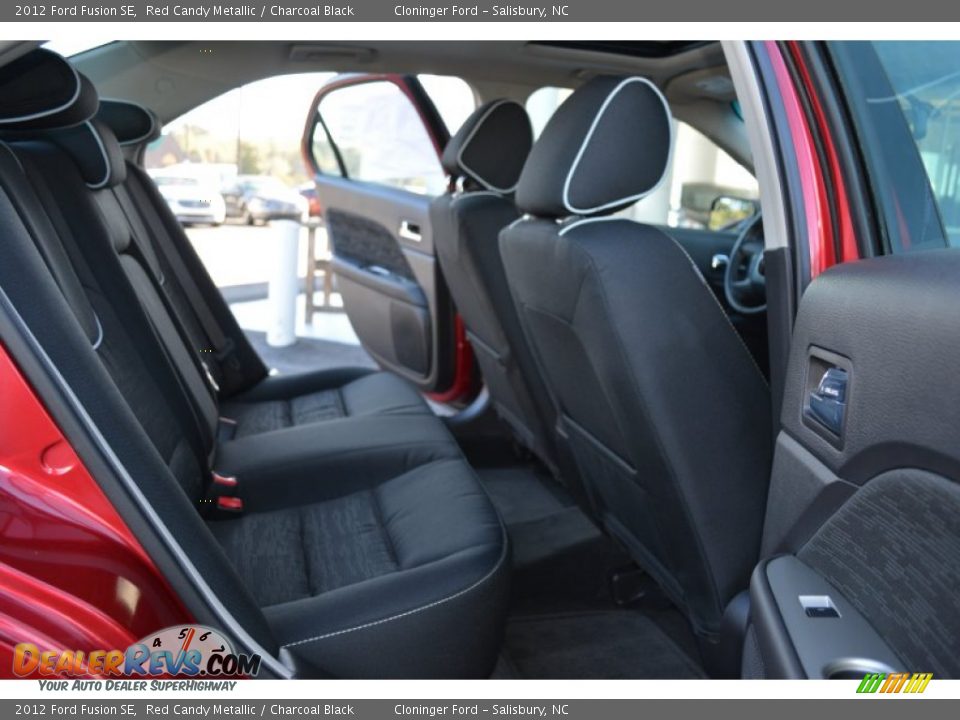 2012 Ford Fusion SE Red Candy Metallic / Charcoal Black Photo #15