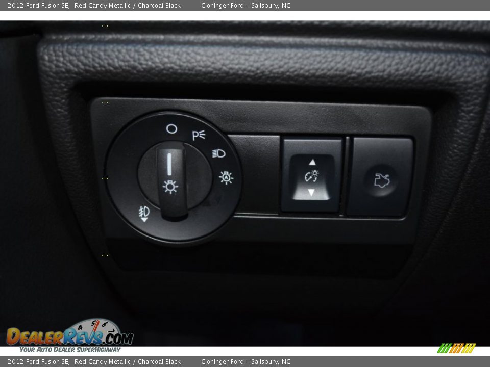 2012 Ford Fusion SE Red Candy Metallic / Charcoal Black Photo #26