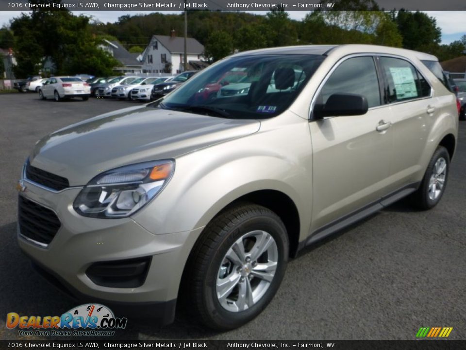 Front 3/4 View of 2016 Chevrolet Equinox LS AWD Photo #11
