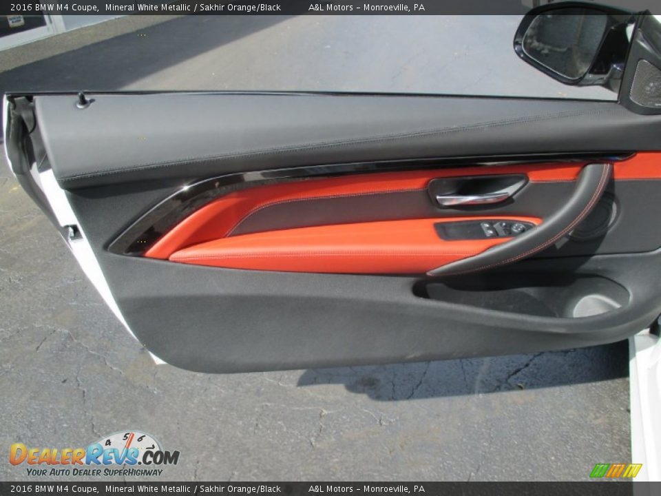Door Panel of 2016 BMW M4 Coupe Photo #10