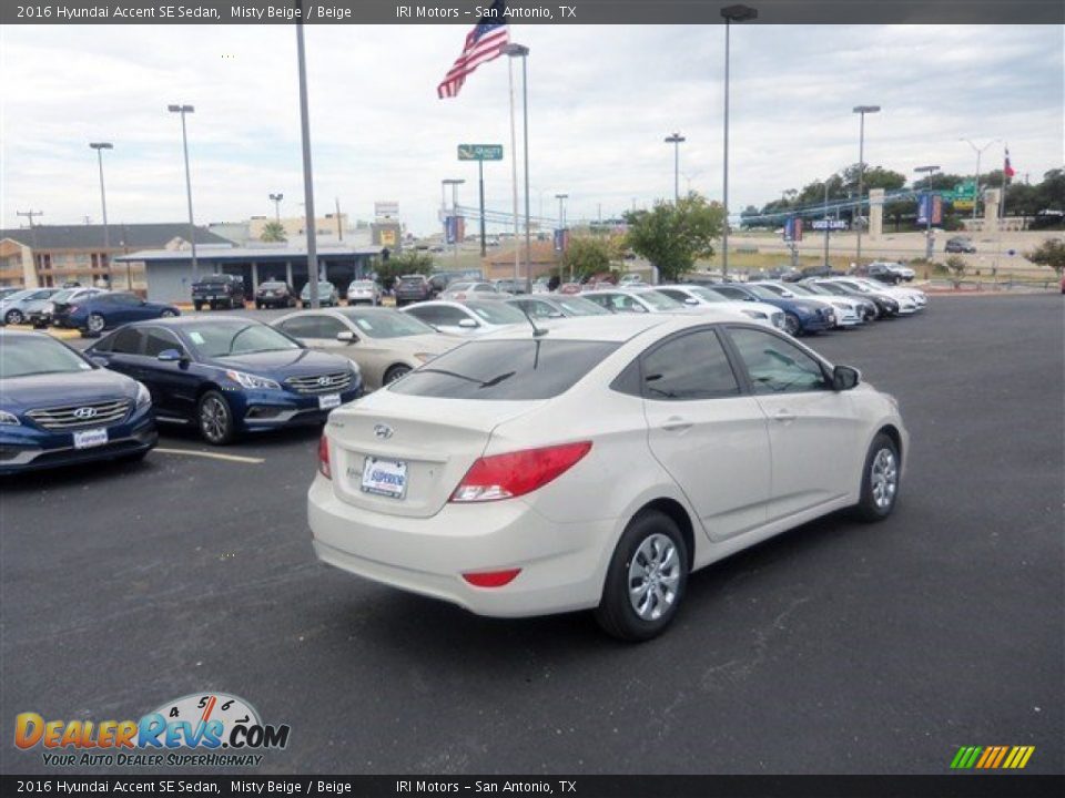 2016 Hyundai Accent SE Sedan Misty Beige / Beige Photo #11