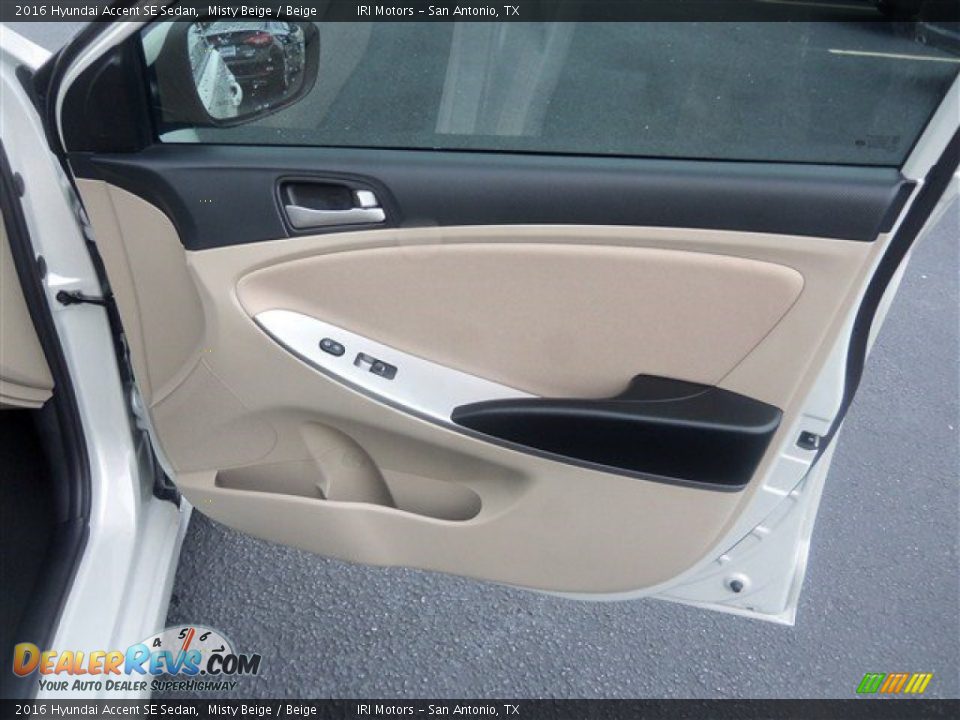 2016 Hyundai Accent SE Sedan Misty Beige / Beige Photo #13