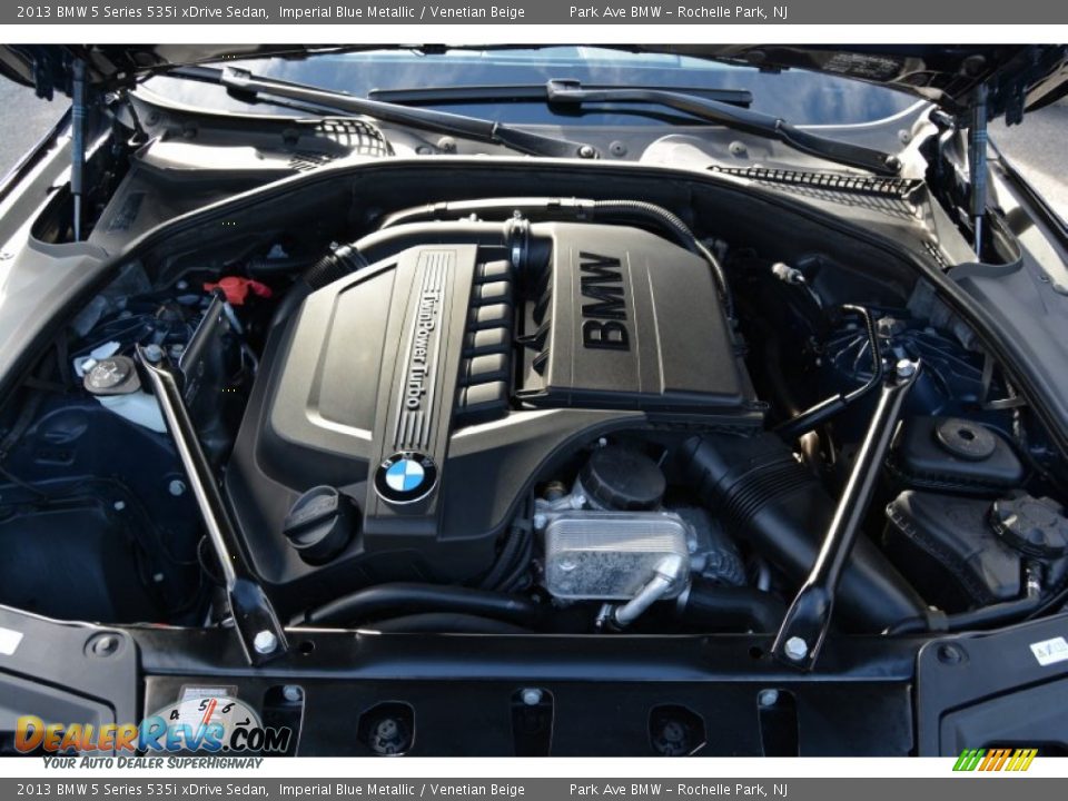 2013 BMW 5 Series 535i xDrive Sedan Imperial Blue Metallic / Venetian Beige Photo #29