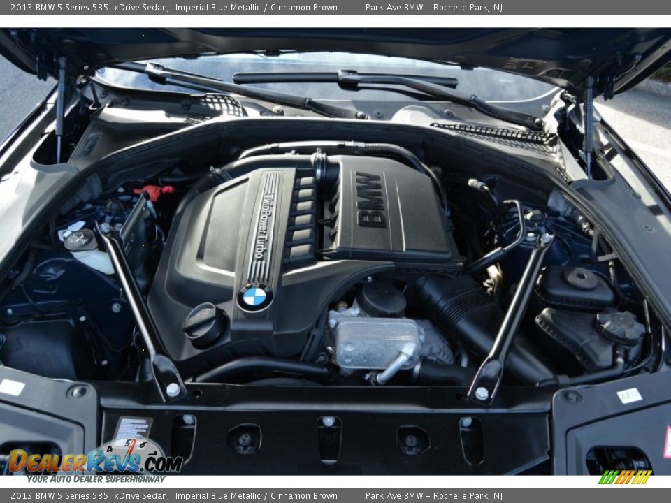 2013 BMW 5 Series 535i xDrive Sedan Imperial Blue Metallic / Cinnamon Brown Photo #28