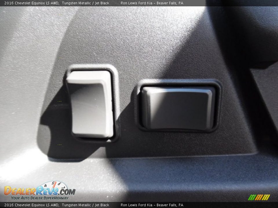 2016 Chevrolet Equinox LS AWD Tungsten Metallic / Jet Black Photo #16
