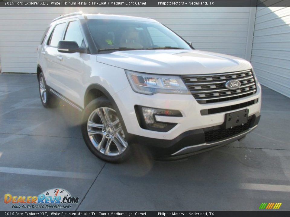 2016 Ford Explorer XLT White Platinum Metallic Tri-Coat / Medium Light Camel Photo #2