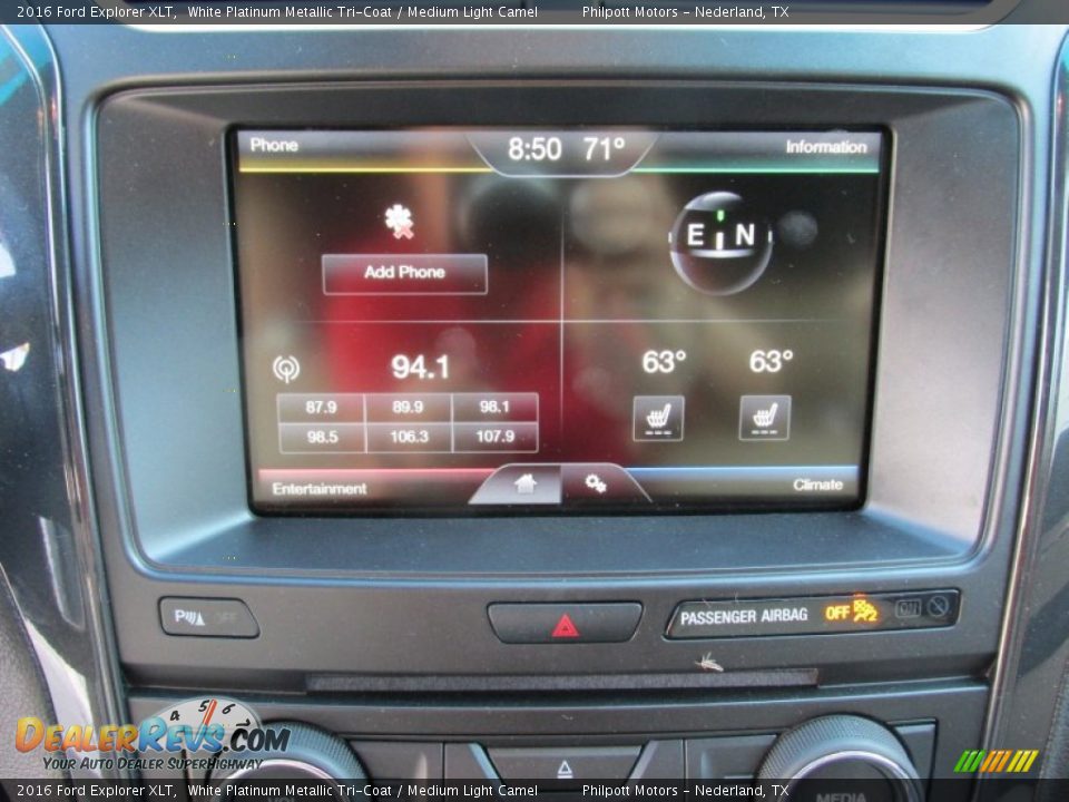 2016 Ford Explorer XLT White Platinum Metallic Tri-Coat / Medium Light Camel Photo #26
