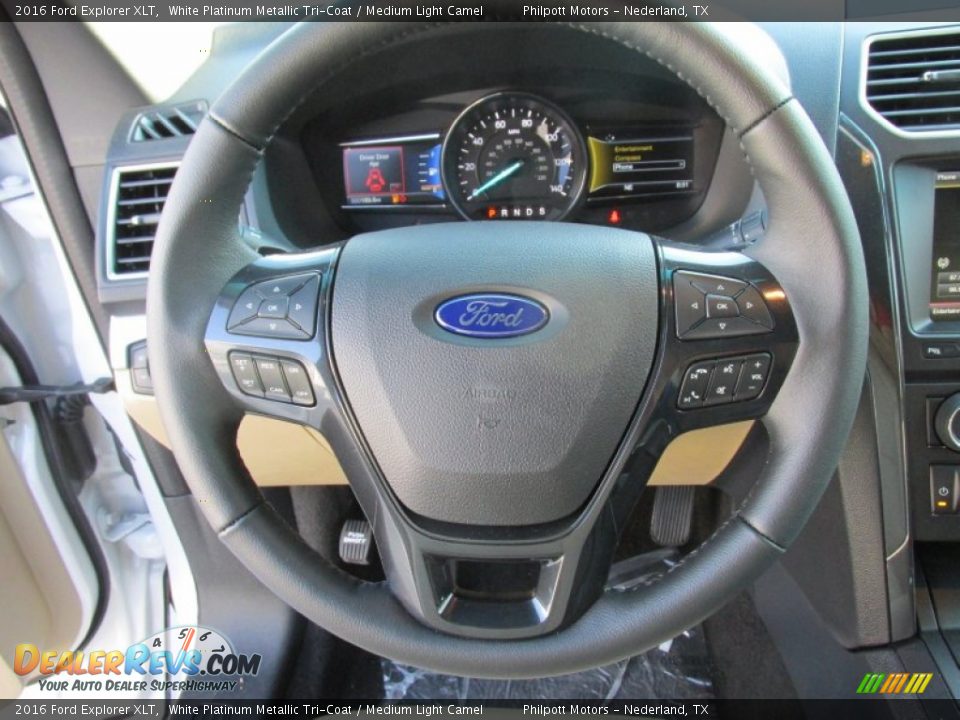 2016 Ford Explorer XLT White Platinum Metallic Tri-Coat / Medium Light Camel Photo #30