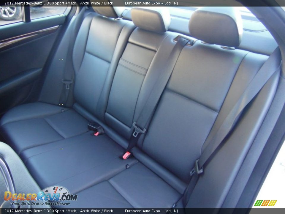 2012 Mercedes-Benz C 300 Sport 4Matic Arctic White / Black Photo #20