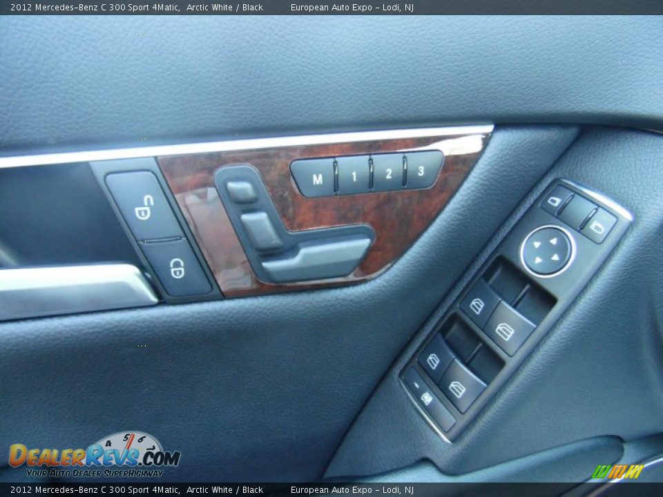 2012 Mercedes-Benz C 300 Sport 4Matic Arctic White / Black Photo #21