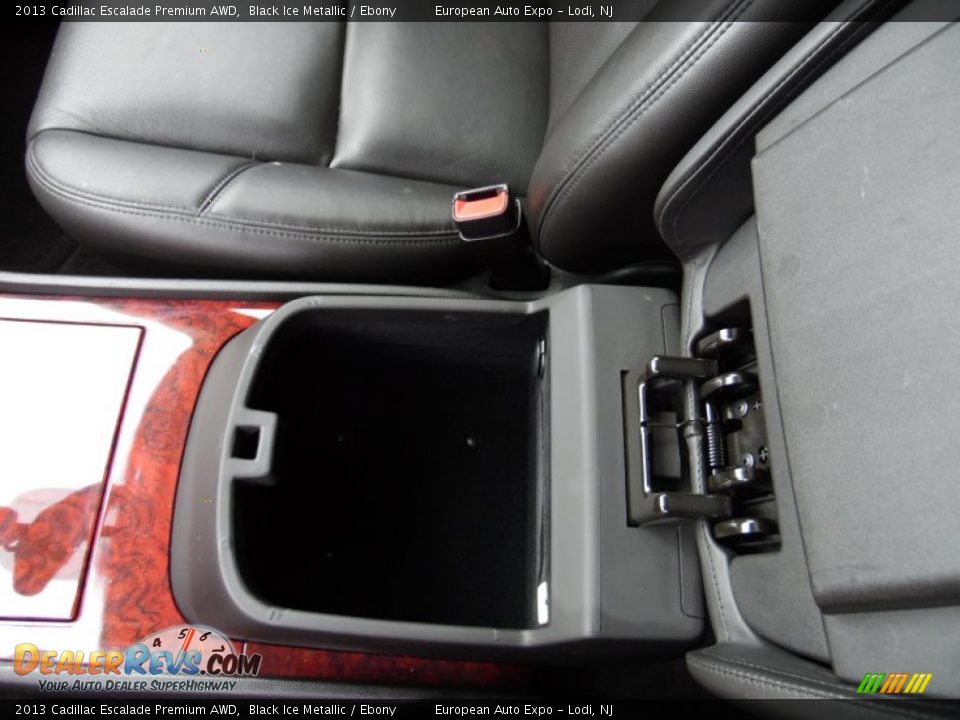 2013 Cadillac Escalade Premium AWD Black Ice Metallic / Ebony Photo #24