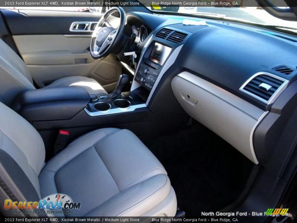 2013 Ford Explorer XLT 4WD Kodiak Brown Metallic / Medium Light Stone Photo #14