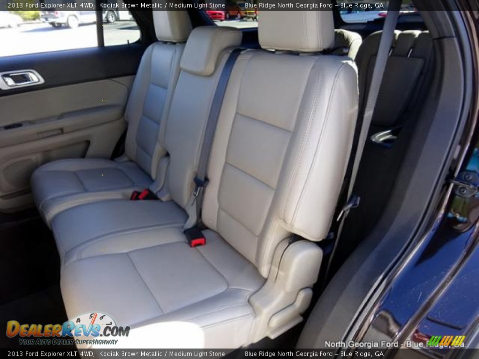 2013 Ford Explorer XLT 4WD Kodiak Brown Metallic / Medium Light Stone Photo #17