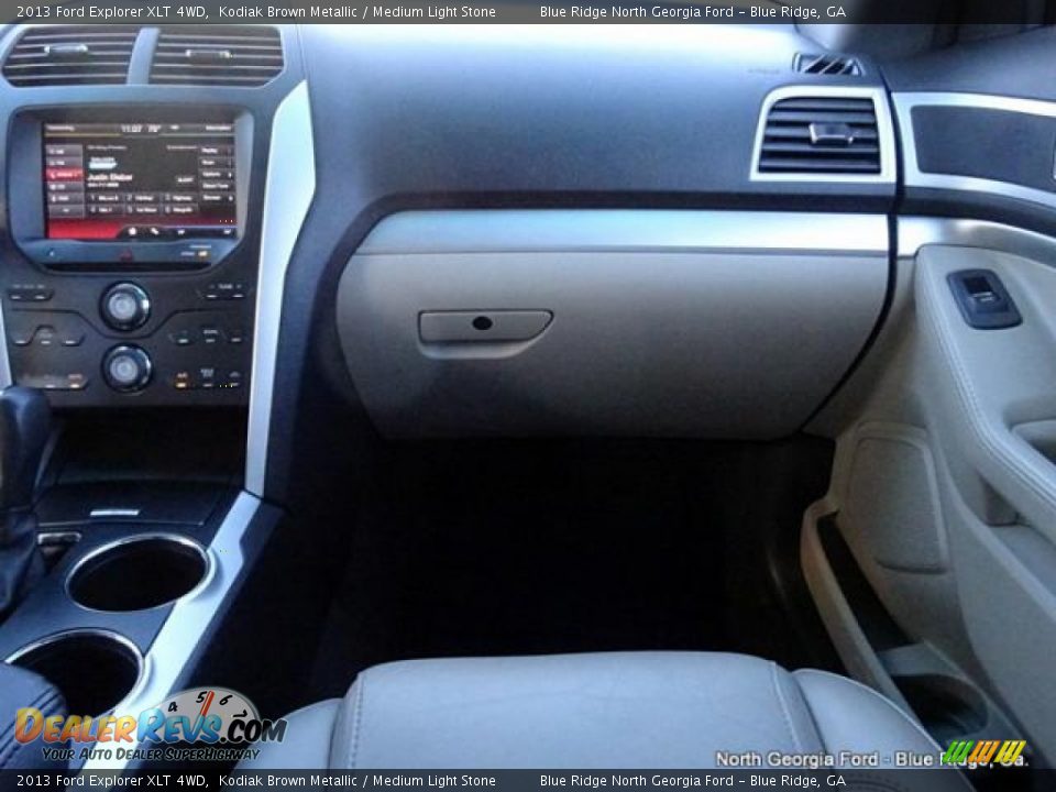 2013 Ford Explorer XLT 4WD Kodiak Brown Metallic / Medium Light Stone Photo #25