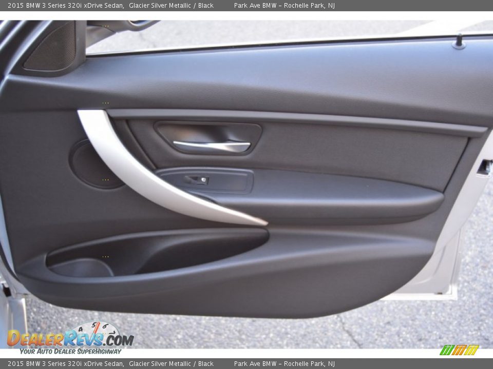 2015 BMW 3 Series 320i xDrive Sedan Glacier Silver Metallic / Black Photo #26