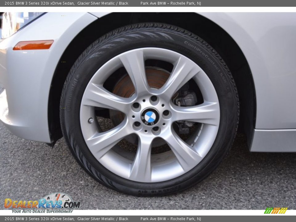 2015 BMW 3 Series 320i xDrive Sedan Glacier Silver Metallic / Black Photo #32