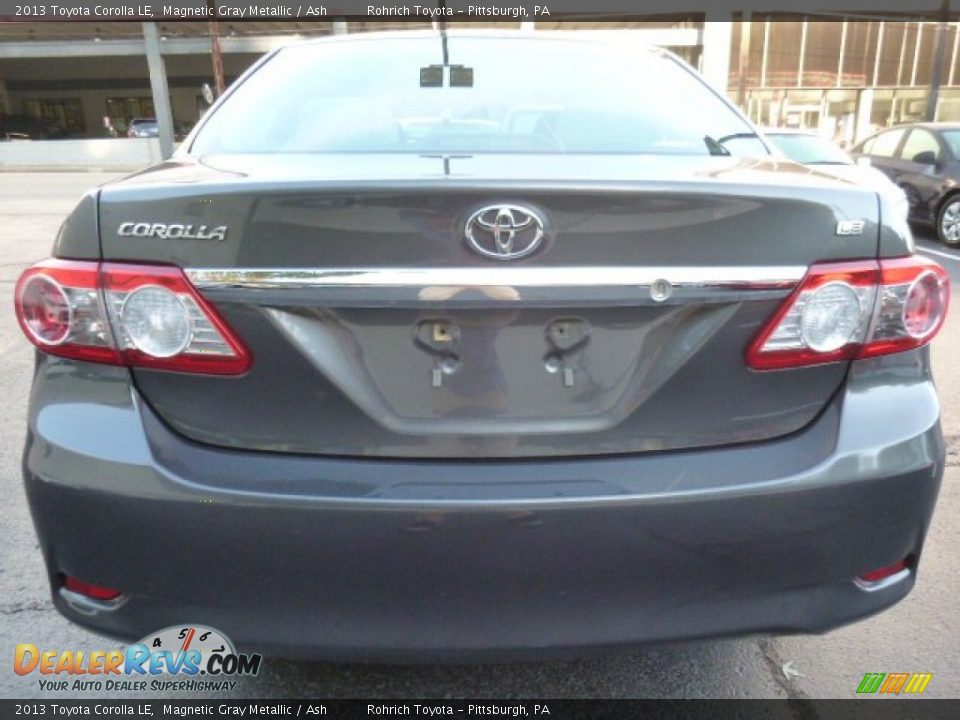 2013 Toyota Corolla LE Magnetic Gray Metallic / Ash Photo #16